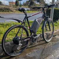 Bicicletta elettrica KTM 45 km/h