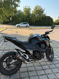 Kawasaki Z800 Eversion Total Black (95cv)