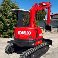E261 - ESCAVATORE KOBELCO 30 Q SK30