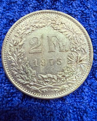 Moneta da 2 franchi svizzeri del 1975.