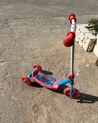 Monopattino bambini spiderman