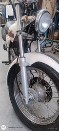 moto 250  scrambler Suzuki assemblata in Cina
