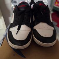 Scarpe Champion nere e bianche e rosse usate poco