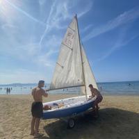 Flying junior deriva