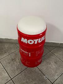 Sedia ricavata da un fusto motul