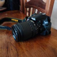 NIKON D3200