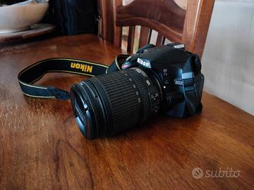 NIKON D3200