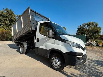 IVECO DAILY RIBALTABILE TRE LATI EURO6 - COME NUOV