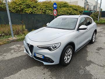 Stelvio 2.2 Q4 - MOTORE NUOVO  IN GARANZIA 