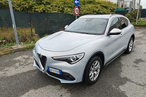 Stelvio 2.2 Q4 - MOTORE NUOVO  IN GARANZIA 