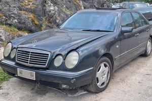 Ricambi Mercedes Classe E W210