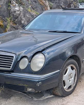 Ricambi Mercedes Classe E W210