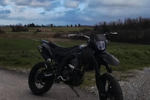 moto malaguti xsm 125 4t