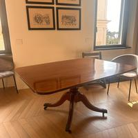 Tavolo inglese in mogano