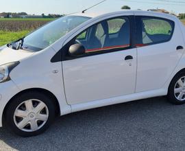 TOYOTA Aygo 1ª serie - 2012