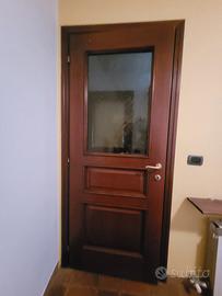 Porte in legno con vetro