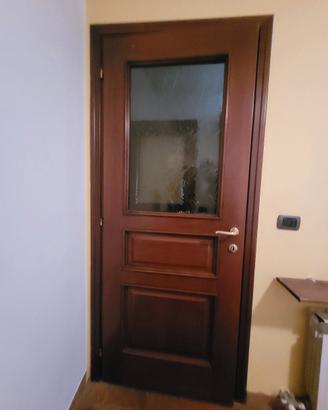 Porte in legno con vetro