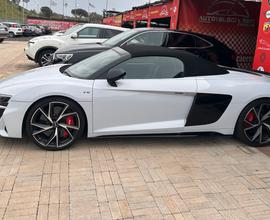 Audi R8 motore Lamborghini 620 cv
