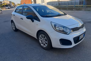 Kia Rio 1.2 EX 5 Porte . GPL