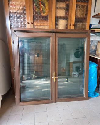 Infisso finestra legno massello doppio vetro+scuri