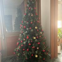 Albero di Natale sintetico alto circa 2,35 mt