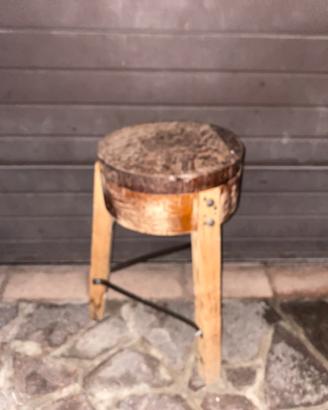 Ceppo in legno da macellaio