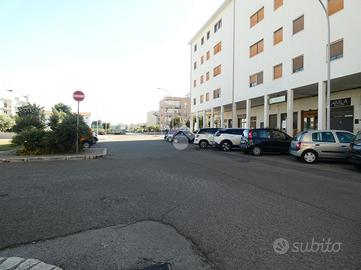 NEGOZIO A POLICORO