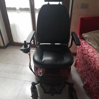 Carrozzina elettrica per disabile