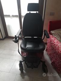 Carrozzina elettrica per disabile