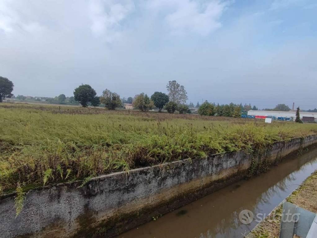 Terreno di 17000 m² a Lonato del Garda - Altro