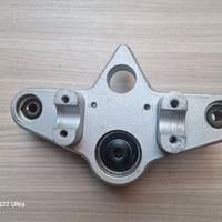 piastra superiore forcella bmw r1150r anno 2010