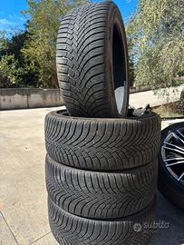 Gomme Termiche Bridgestone 225/45 R18 95V