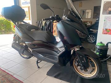 Yamaha Xmax 300