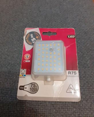 Lampada led Lexman.