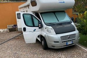 Camper mansardato