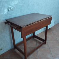 Tavolino con ribalta