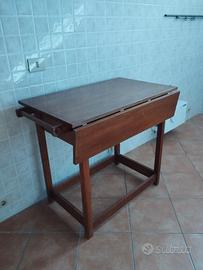 Tavolino con ribalta