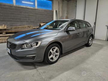 Volvo V60  2.0 d2 geartronic