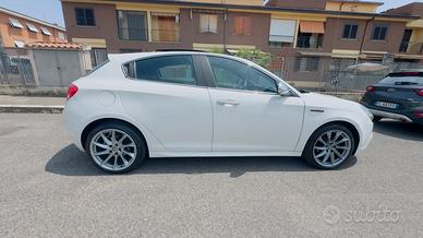 Giulietta 1600 jtdm 105cv anno 2010 diesel