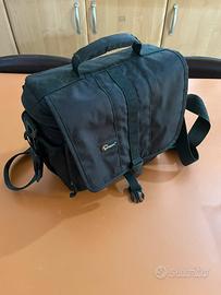 Borsa macchina fotografica Lowepro