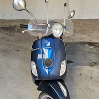 Vespa LX 125