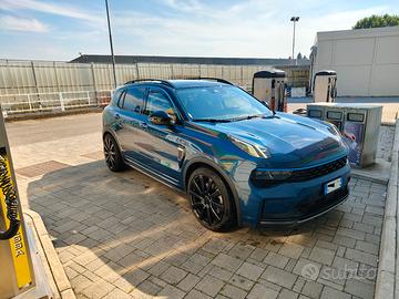 lynk & co 01 plug in hybrid