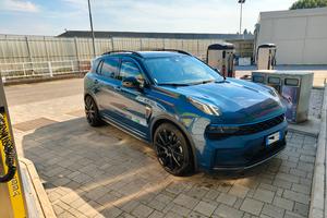 lynk & co 01 plug in hybrid