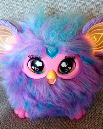 Furby Hasbro 2023 Italiano Pupazzo funzionante