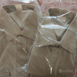 Due camicie militari