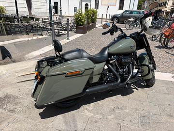 Road king special