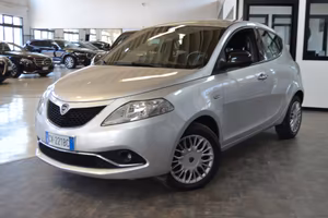 Lancia Ypsilon 1.2 69 CV 5 porte GPL Ecochic Gold