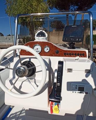 Gommone Stingher 7 mt motore Suzuki DF175TX