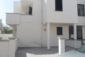 Appartamento piano primo 100 mt spiaggia