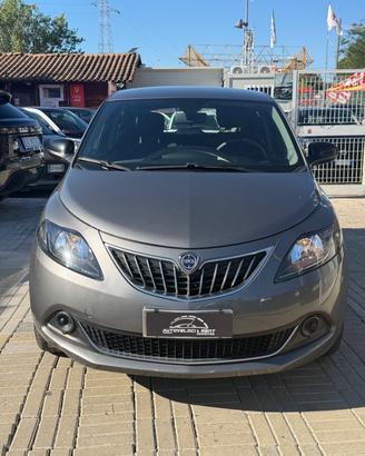 Lancia Ypsilon 1.0 FireFly 5 porte S&S Hybrid Ecoc
